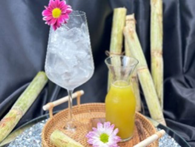 F-2 Fresh Pure Sugar Cane Juice.