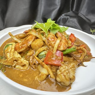 Seafood With Curry Sauce