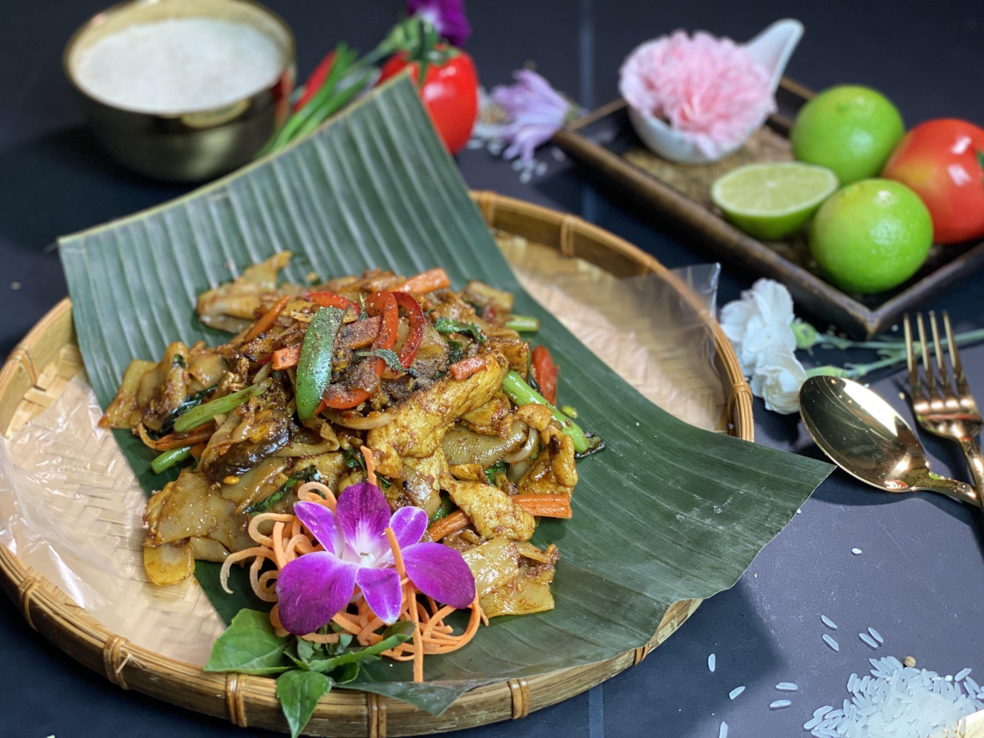 Drunken Noodle.