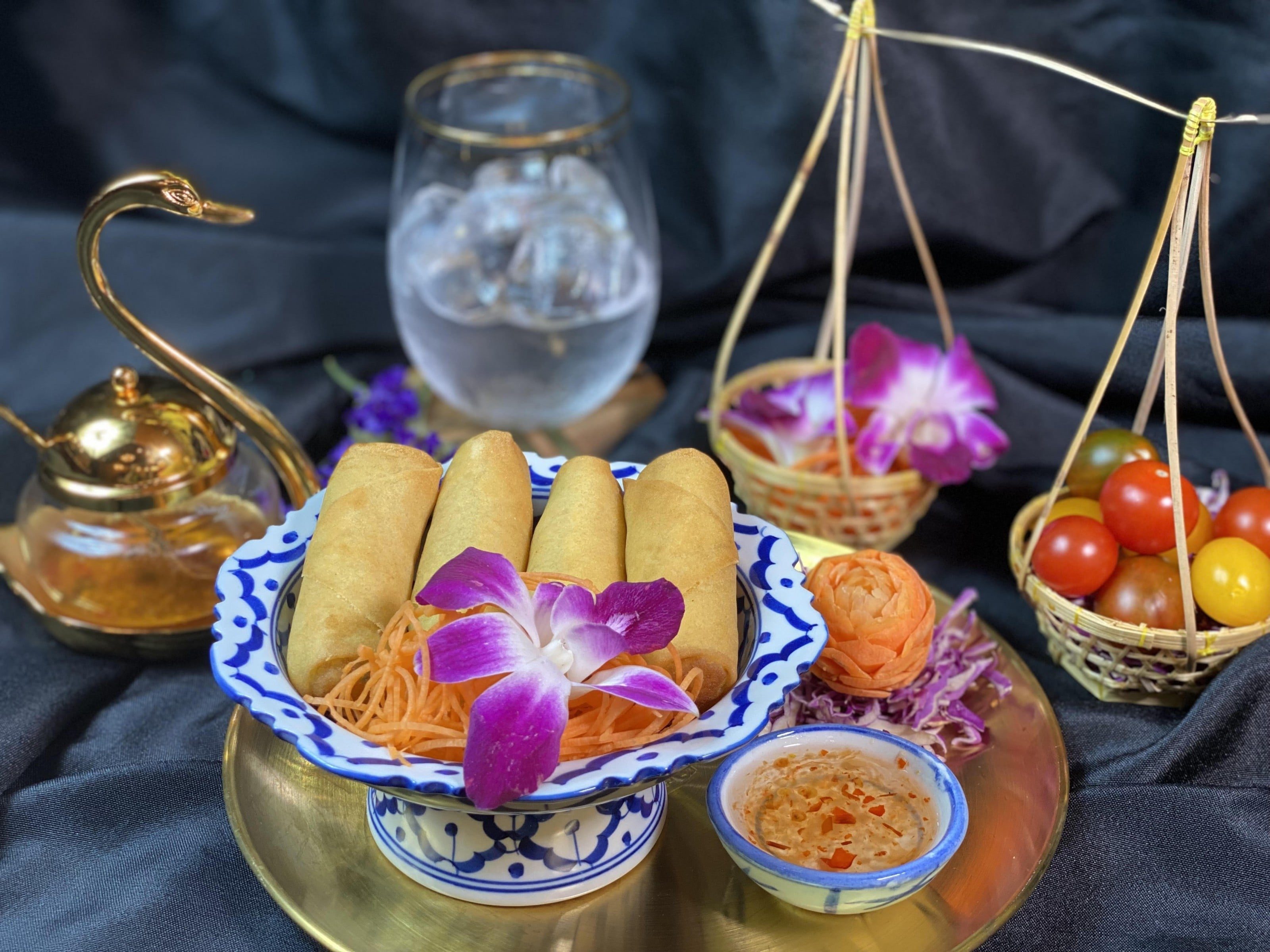 Crispy Vegetable Rolls (4).