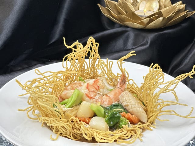 Bird’s Nest With Gravy Sauce.